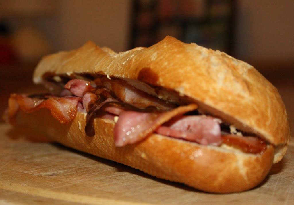 bacon baguette